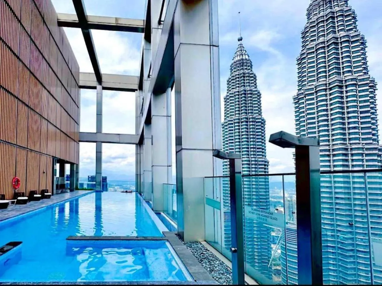 Tropicana The Residence Klcc By Elite Suites クアラルンプール